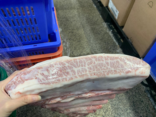 熊本縣「和王」原件霜降和牛三角肉 / 無骨牛小排 Chuck Short Rib 三角バラ